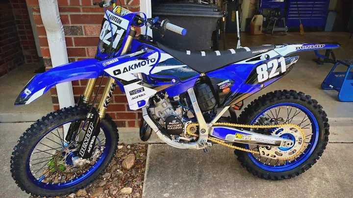 Yamaha YZ125 Transmission/Gear Oil Change!